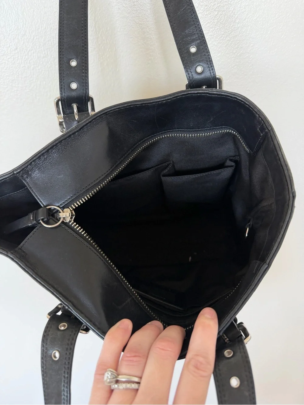 COACH Hampton F10194 Vintage Black Smooth Leather Tote Shoulder Bag
